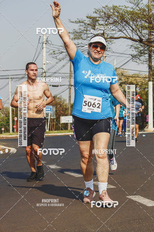 Achetez vos photos de l'vnement2 Corrida Shopping Jaragu sur Fotop