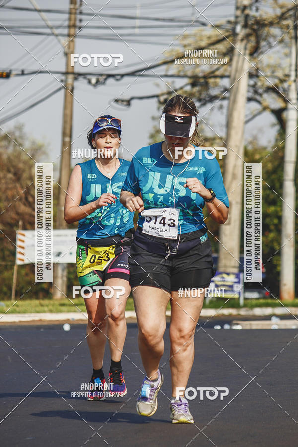 Achetez vos photos de l'vnement2 Corrida Shopping Jaragu sur Fotop