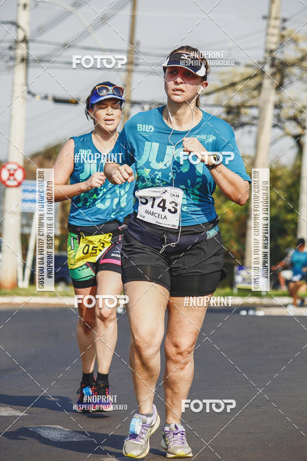 Achetez vos photos de l'vnement2 Corrida Shopping Jaragu sur Fotop