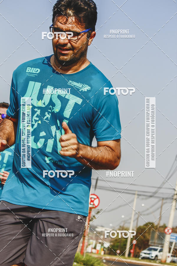Achetez vos photos de l'vnement2 Corrida Shopping Jaragu sur Fotop