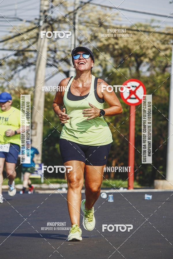 Achetez vos photos de l'vnement2 Corrida Shopping Jaragu sur Fotop