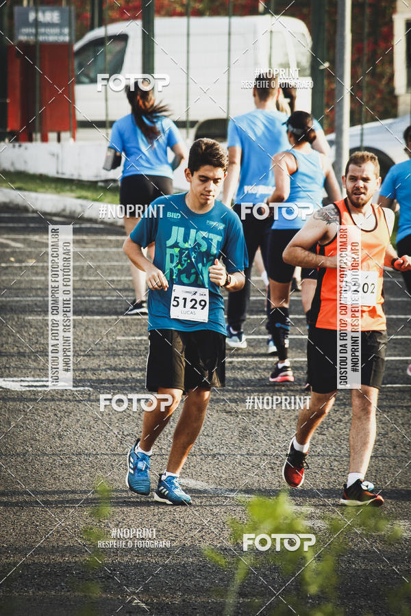 Compra tus fotos del evento2 Corrida Shopping Jaragu En Fotop