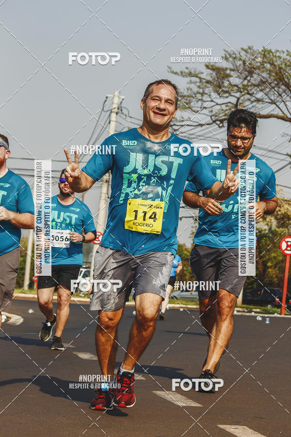 Achetez vos photos de l'vnement2 Corrida Shopping Jaragu sur Fotop