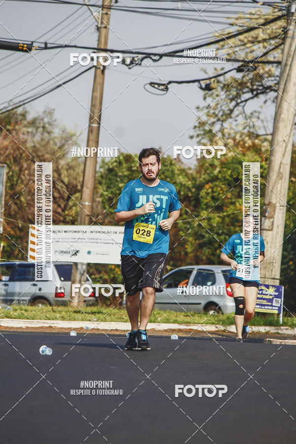 Achetez vos photos de l'vnement2 Corrida Shopping Jaragu sur Fotop