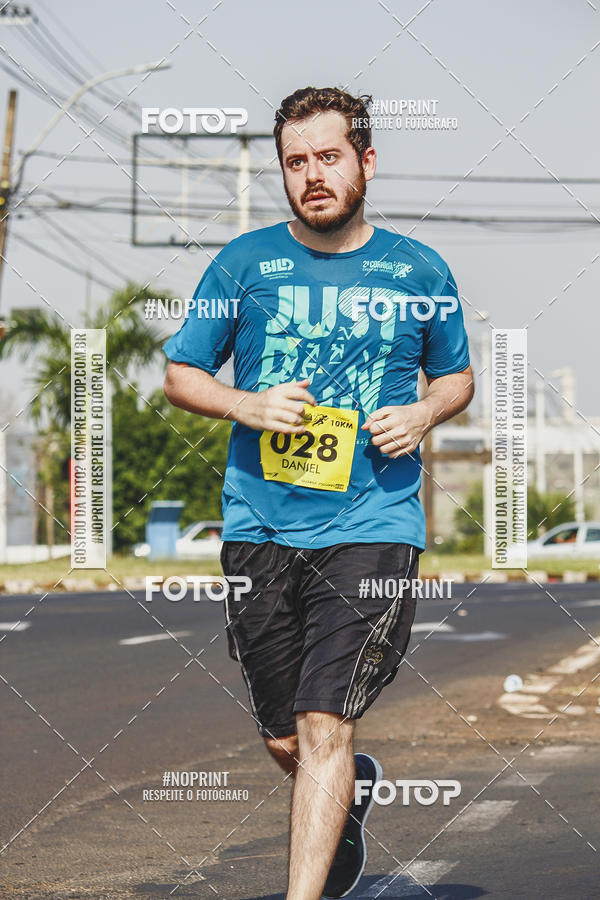 Achetez vos photos de l'vnement2 Corrida Shopping Jaragu sur Fotop