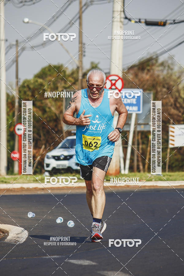 Achetez vos photos de l'vnement2 Corrida Shopping Jaragu sur Fotop