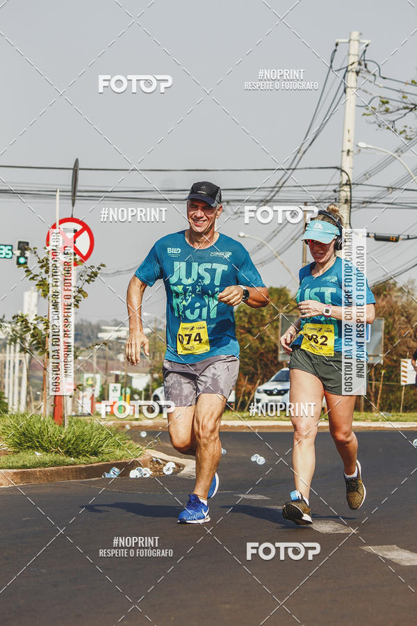 Achetez vos photos de l'vnement2 Corrida Shopping Jaragu sur Fotop