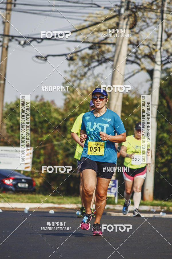 Achetez vos photos de l'vnement2 Corrida Shopping Jaragu sur Fotop