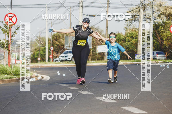 Compra tus fotos del evento2 Corrida Shopping Jaragu En Fotop