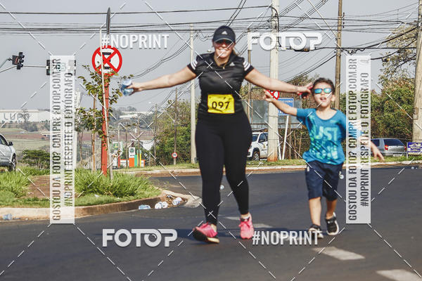 Compra tus fotos del evento2 Corrida Shopping Jaragu En Fotop