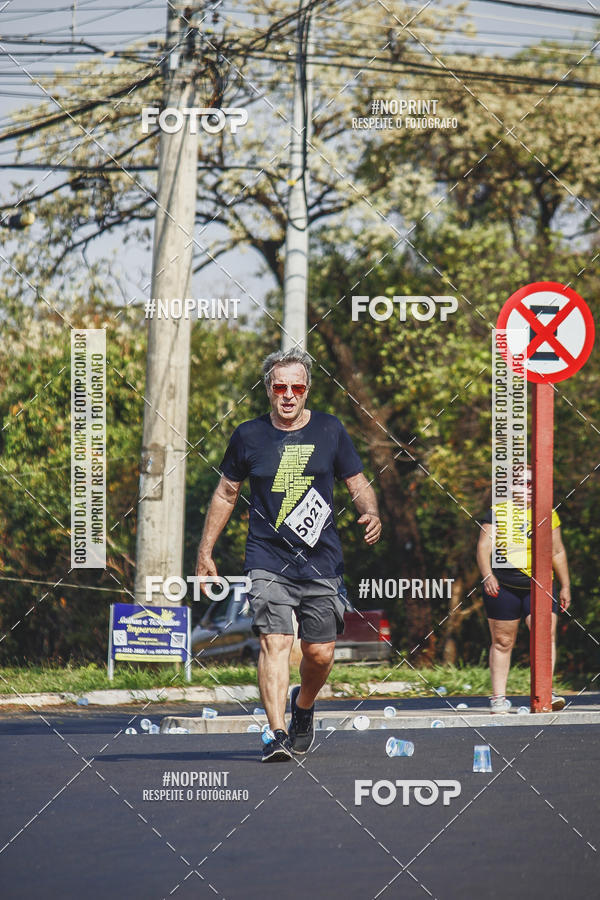 Achetez vos photos de l'vnement2 Corrida Shopping Jaragu sur Fotop