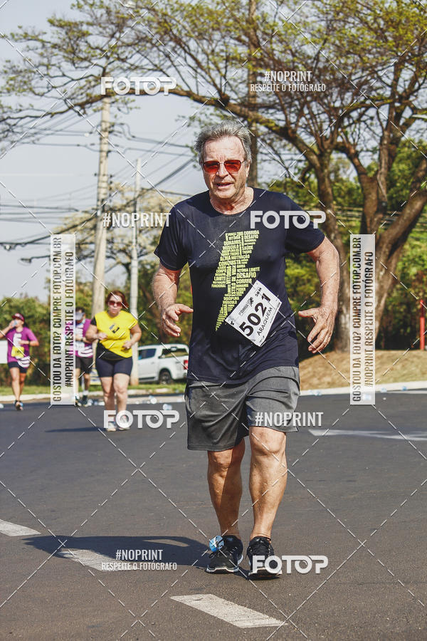 Achetez vos photos de l'vnement2 Corrida Shopping Jaragu sur Fotop