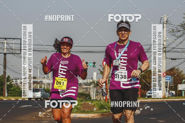 Achetez vos photos de l'vnement2 Corrida Shopping Jaragu sur Fotop