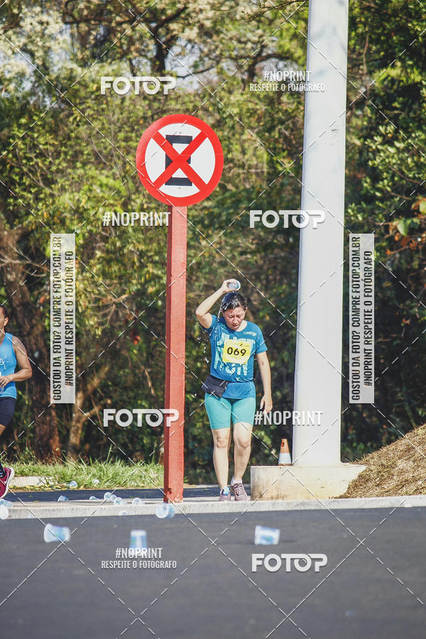 Achetez vos photos de l'vnement2 Corrida Shopping Jaragu sur Fotop