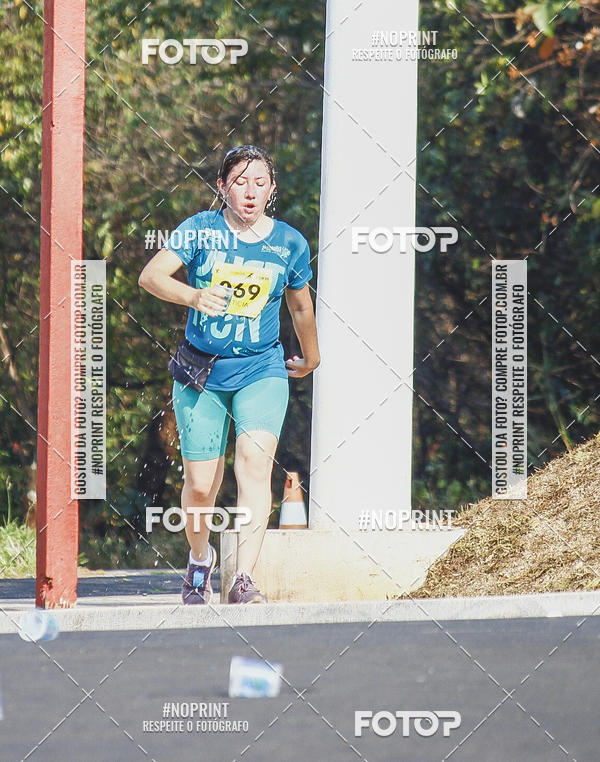 Achetez vos photos de l'vnement2 Corrida Shopping Jaragu sur Fotop