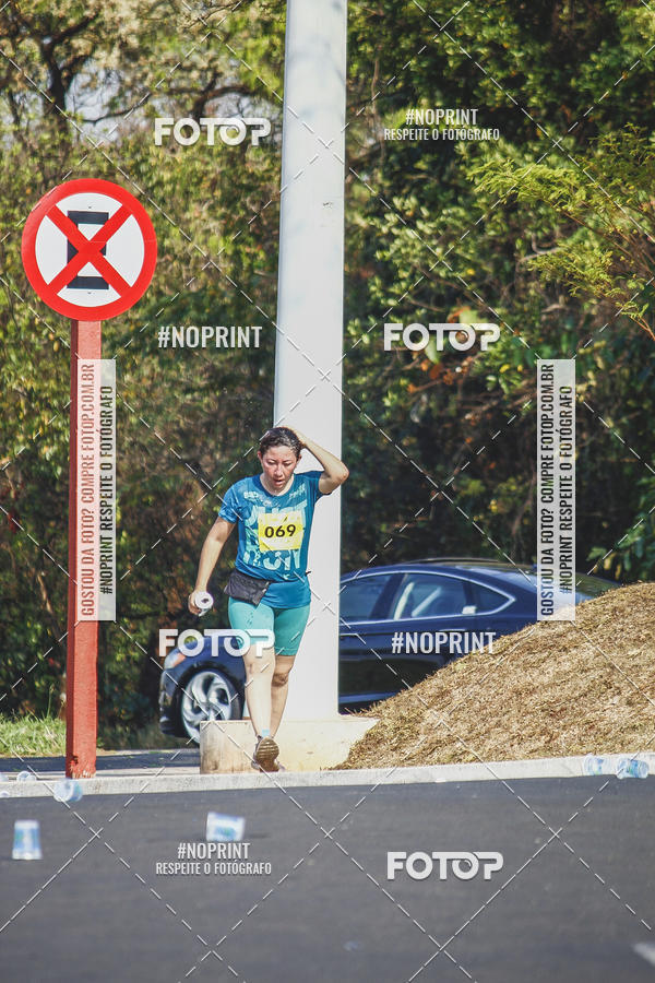 Achetez vos photos de l'vnement2 Corrida Shopping Jaragu sur Fotop