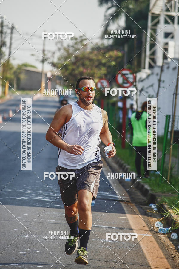 Achetez vos photos de l'vnement2 Corrida Shopping Jaragu sur Fotop