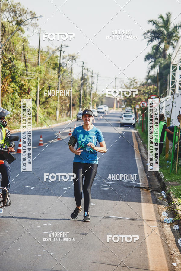 Achetez vos photos de l'vnement2 Corrida Shopping Jaragu sur Fotop