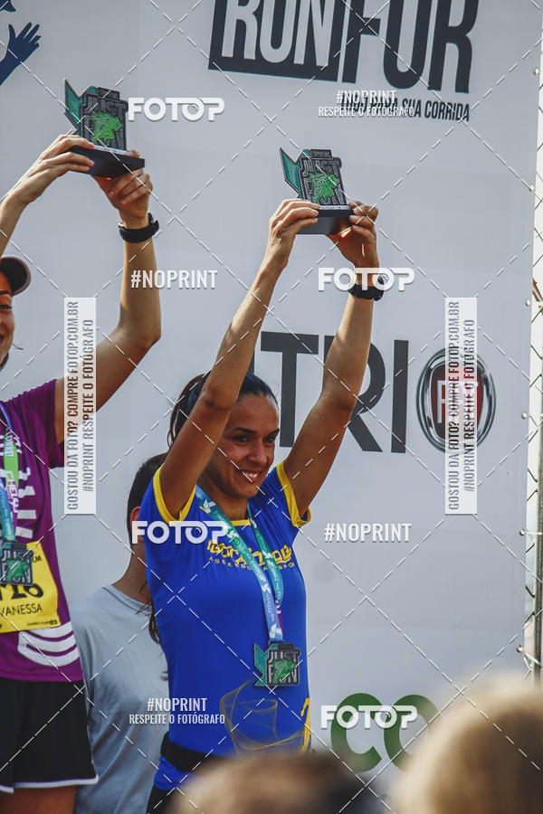Achetez vos photos de l'vnement2 Corrida Shopping Jaragu sur Fotop