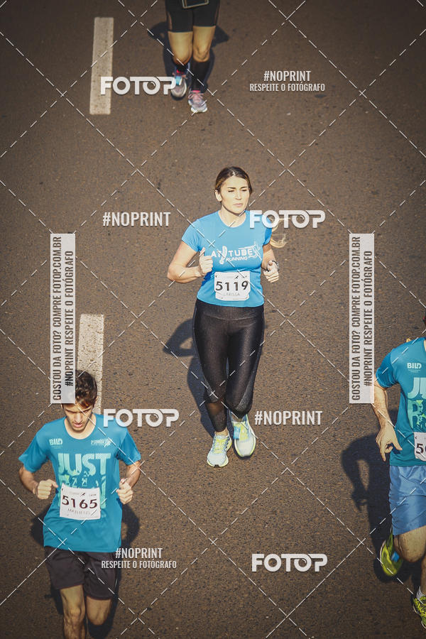 Achetez vos photos de l'vnement2 Corrida Shopping Jaragu sur Fotop