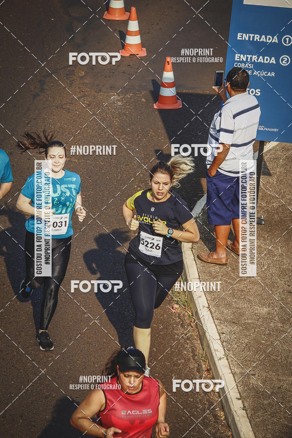 Achetez vos photos de l'vnement2 Corrida Shopping Jaragu sur Fotop