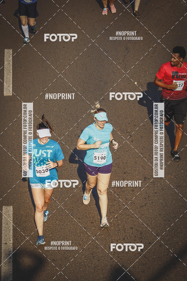 Achetez vos photos de l'vnement2 Corrida Shopping Jaragu sur Fotop