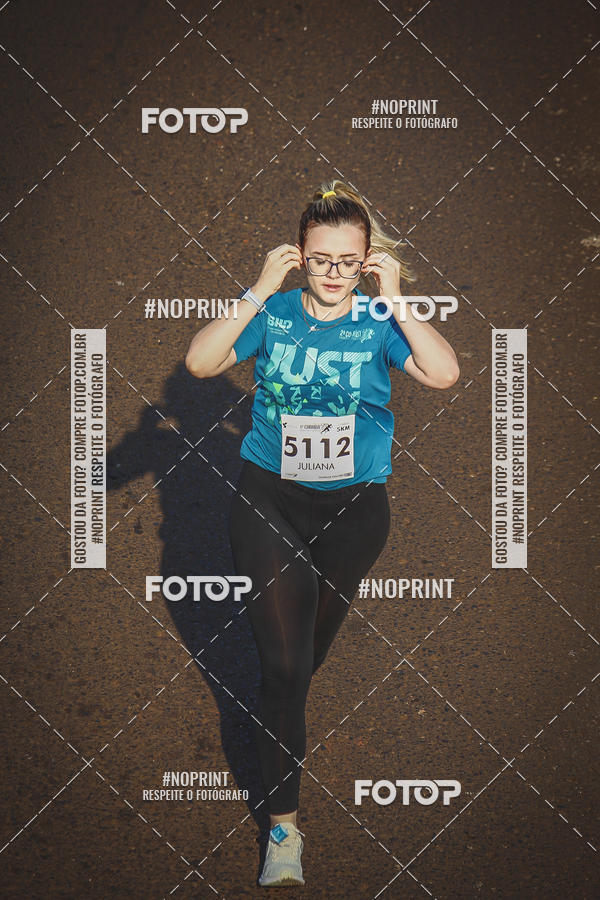 Achetez vos photos de l'vnement2 Corrida Shopping Jaragu sur Fotop