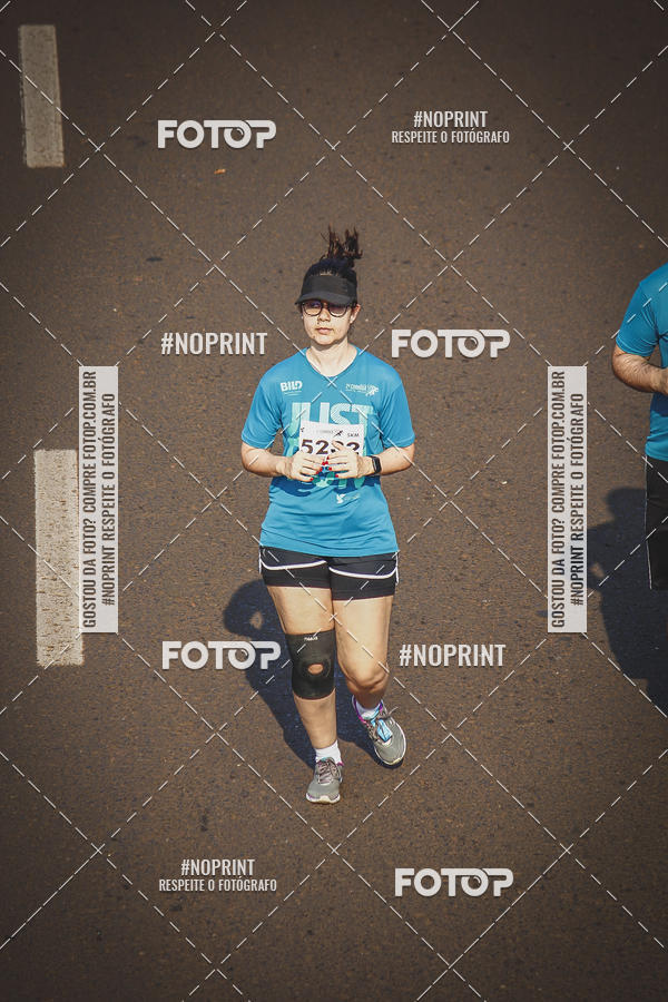 Achetez vos photos de l'vnement2 Corrida Shopping Jaragu sur Fotop