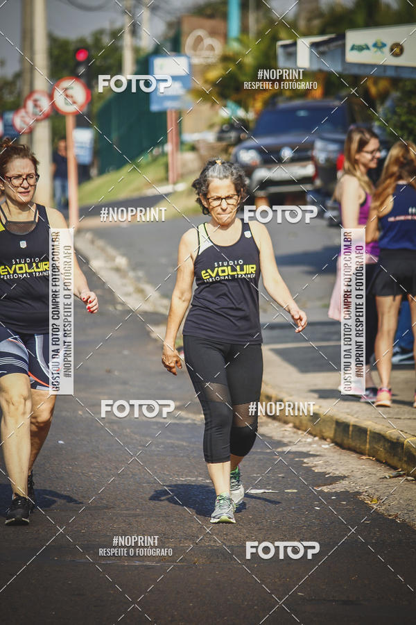 Achetez vos photos de l'vnement2 Corrida Shopping Jaragu sur Fotop