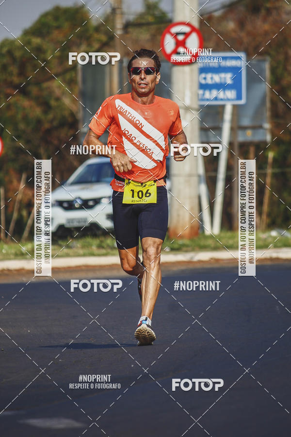 Achetez vos photos de l'vnement2 Corrida Shopping Jaragu sur Fotop