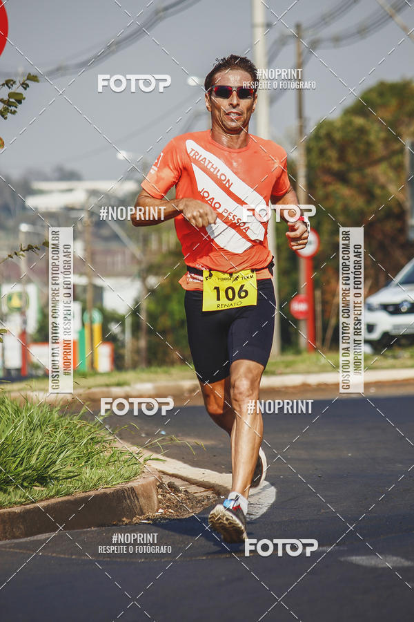 Achetez vos photos de l'vnement2 Corrida Shopping Jaragu sur Fotop