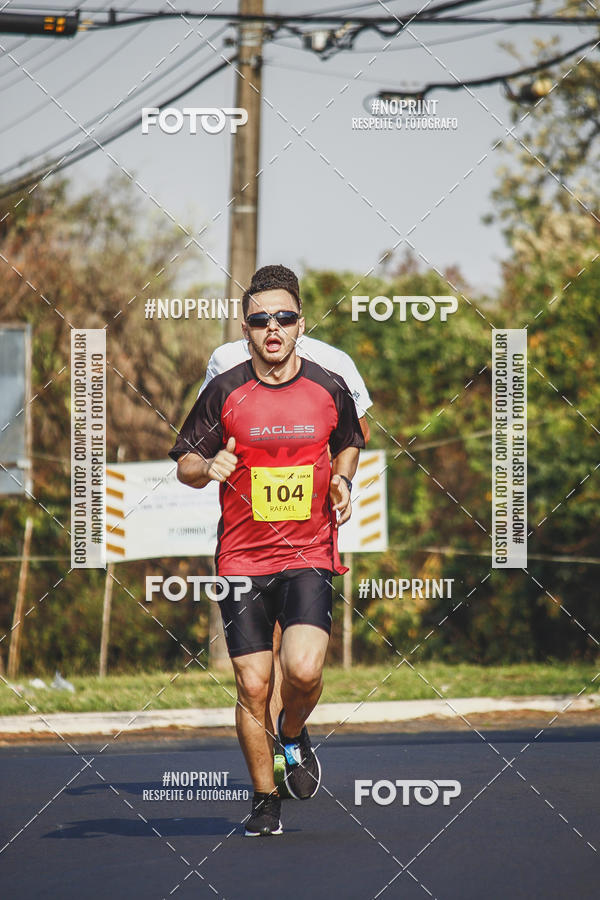 Achetez vos photos de l'vnement2 Corrida Shopping Jaragu sur Fotop