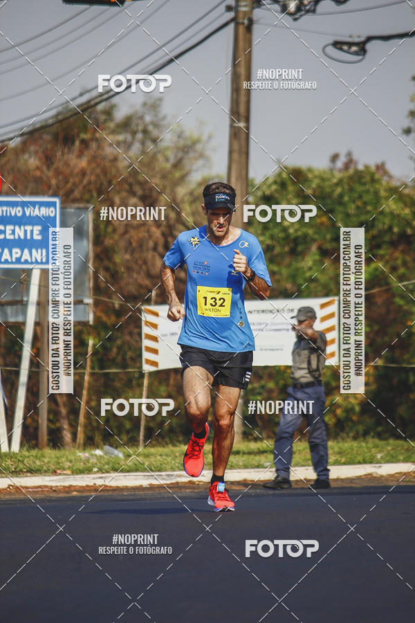 Achetez vos photos de l'vnement2 Corrida Shopping Jaragu sur Fotop