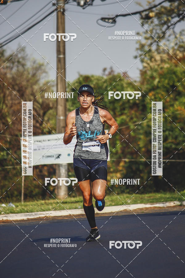 Achetez vos photos de l'vnement2 Corrida Shopping Jaragu sur Fotop