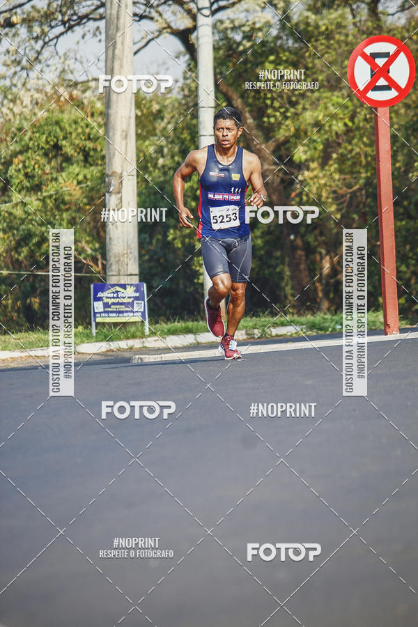 Achetez vos photos de l'vnement2 Corrida Shopping Jaragu sur Fotop