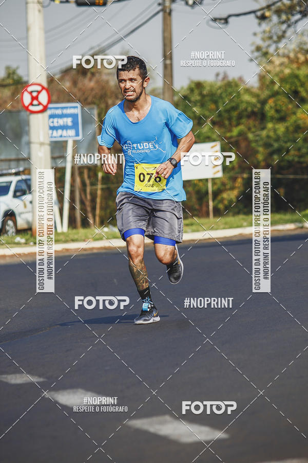 Achetez vos photos de l'vnement2 Corrida Shopping Jaragu sur Fotop