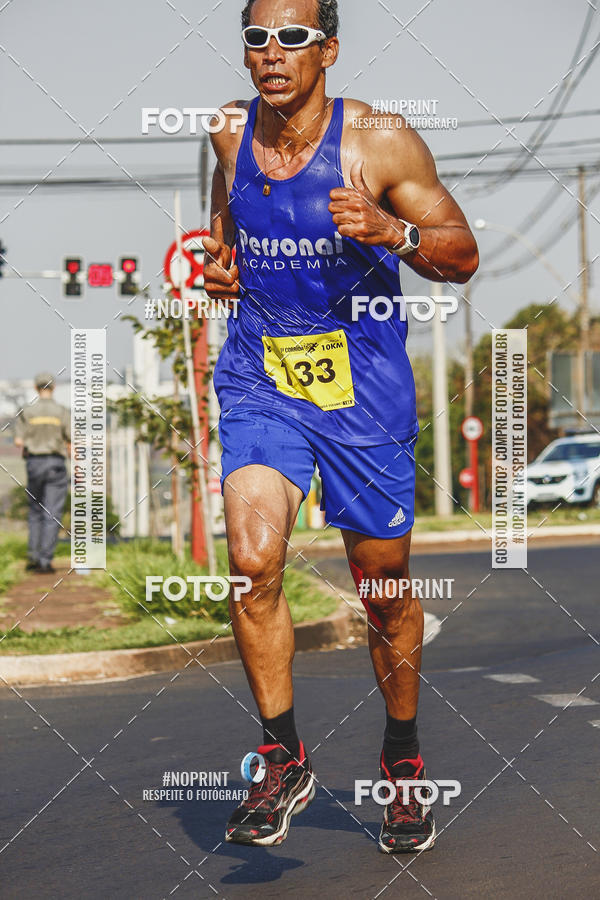 Achetez vos photos de l'vnement2 Corrida Shopping Jaragu sur Fotop