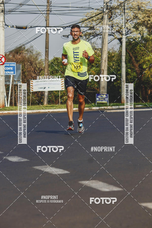 Achetez vos photos de l'vnement2 Corrida Shopping Jaragu sur Fotop