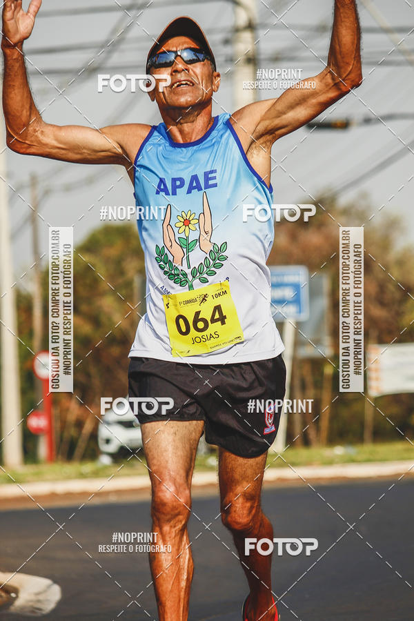 Achetez vos photos de l'vnement2 Corrida Shopping Jaragu sur Fotop