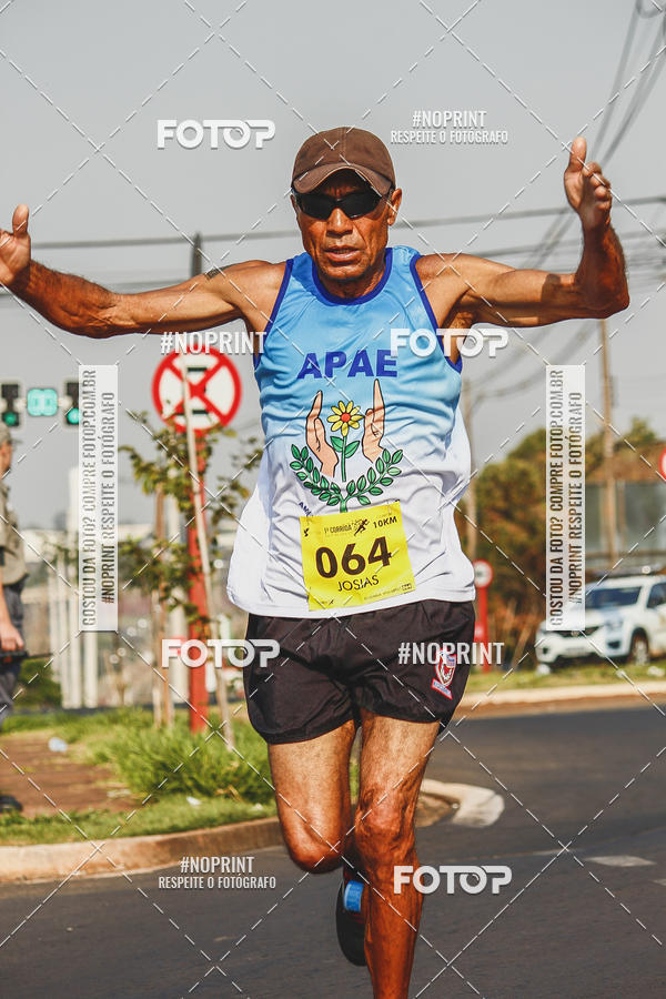 Achetez vos photos de l'vnement2 Corrida Shopping Jaragu sur Fotop