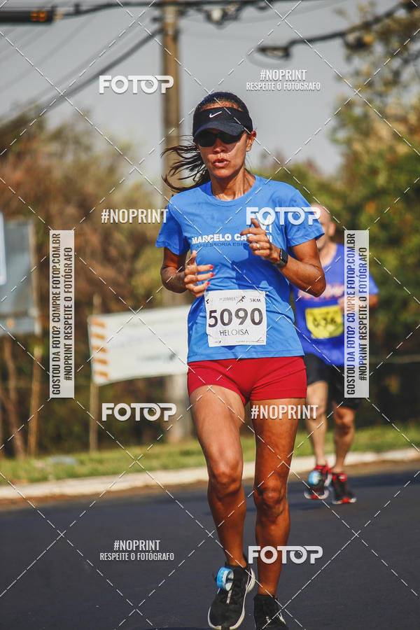 Achetez vos photos de l'vnement2 Corrida Shopping Jaragu sur Fotop