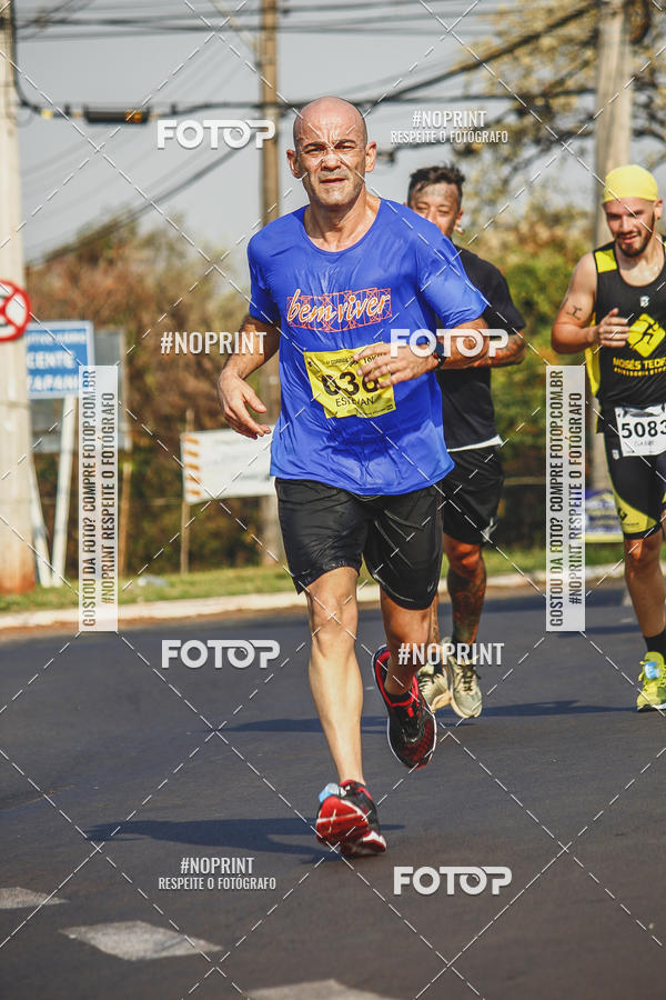 Achetez vos photos de l'vnement2 Corrida Shopping Jaragu sur Fotop