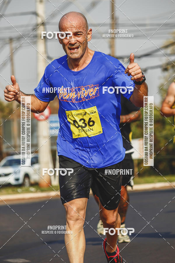 Achetez vos photos de l'vnement2 Corrida Shopping Jaragu sur Fotop