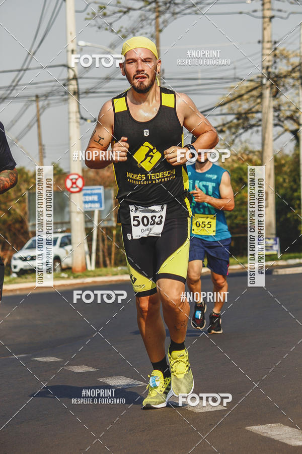 Achetez vos photos de l'vnement2 Corrida Shopping Jaragu sur Fotop