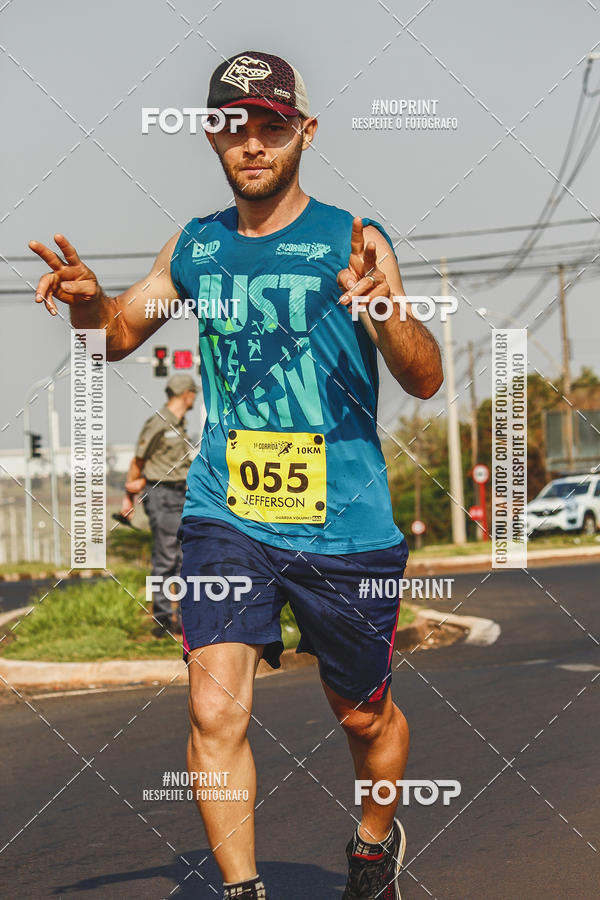 Achetez vos photos de l'vnement2 Corrida Shopping Jaragu sur Fotop