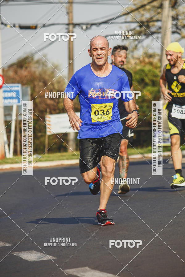 Achetez vos photos de l'vnement2 Corrida Shopping Jaragu sur Fotop