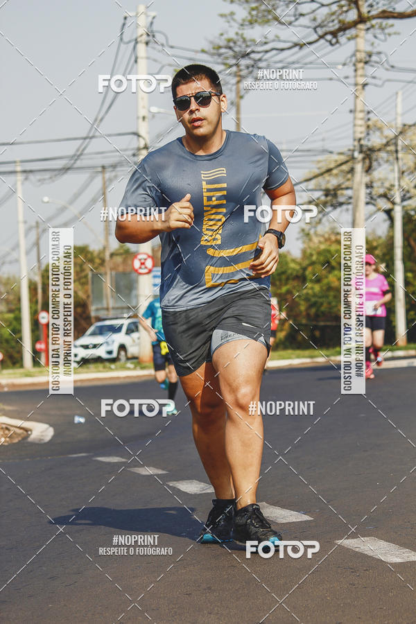 Achetez vos photos de l'vnement2 Corrida Shopping Jaragu sur Fotop