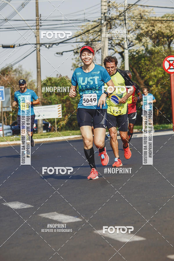 Compra tus fotos del evento2 Corrida Shopping Jaragu En Fotop