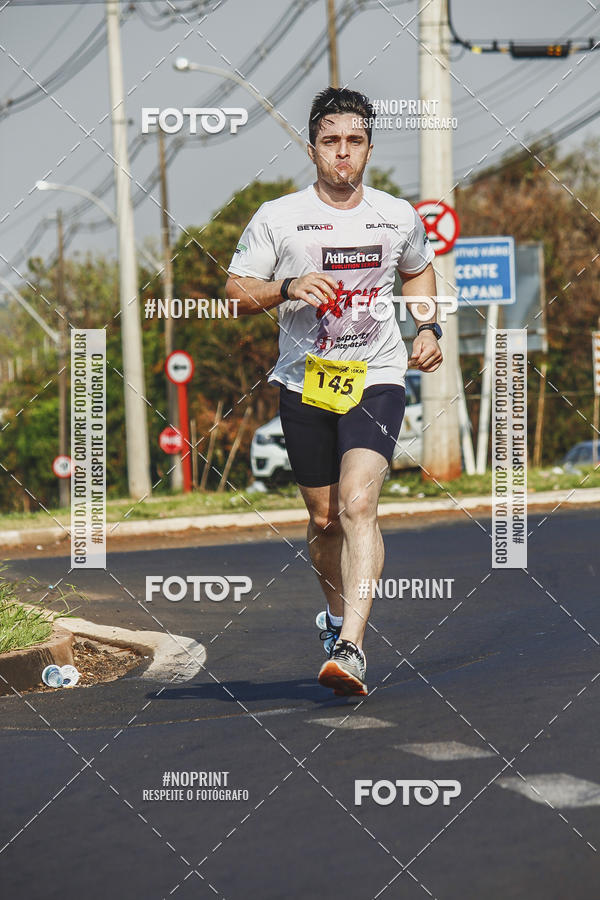 Achetez vos photos de l'vnement2 Corrida Shopping Jaragu sur Fotop