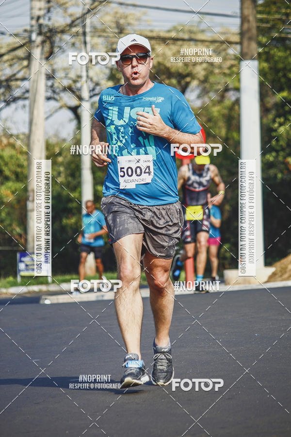 Achetez vos photos de l'vnement2 Corrida Shopping Jaragu sur Fotop